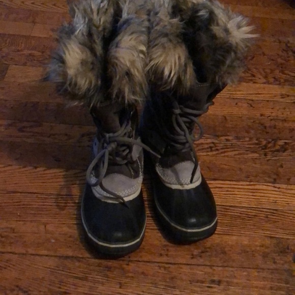 SOREL Joan of arc rubber boots . insulated and waterproof NWT - Picture 2 of 3